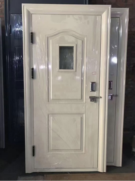 宁强学校教室门 宁强学校教室门