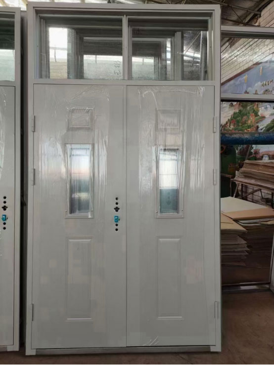 宁强学校教室门 宁强学校教室门