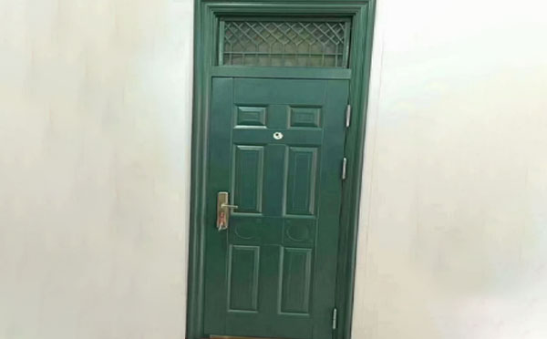 宁强学校教室门 宁强学校教室门