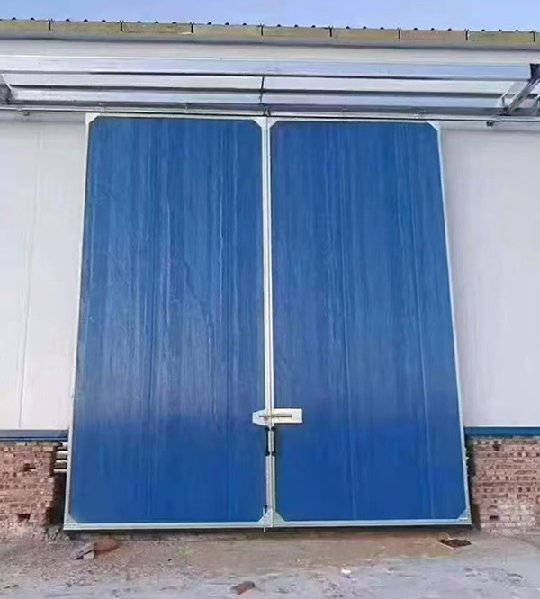 宁强工业门在大型仓储物流通道中的应用实例