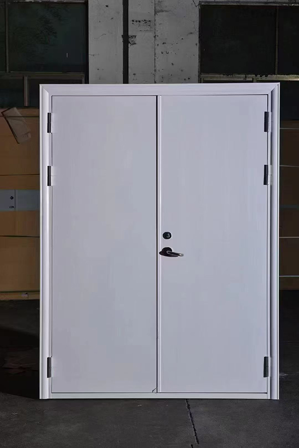 酒店项目完成公共区域宁强防火门布设